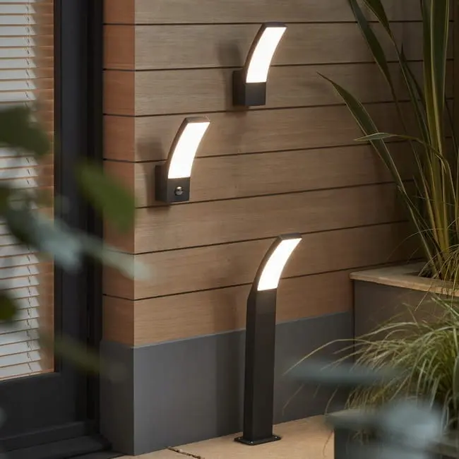 kinkiet-ogrodowy-led-12w-1080-lm-lampa-elewacyjna-4000k-IP44-5.jpeg