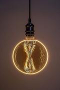 żarówka-led-filament-e27-bursztyn-4W-320lm-1.jpg