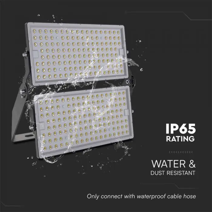 Naswietlacz-halogen-stadionowy-led-500W-67500lm-IP65-5.jpg