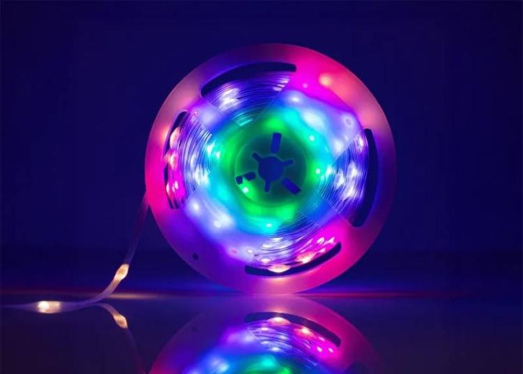 Łańcuch-świąteczny-LED-RGB-10METRÓW-pilot-aplikacja-2.jpeg