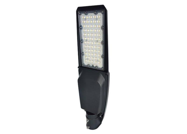 Lampa-uliczna-premium-100W-20000lm-czarna-IP65-1.jpg
