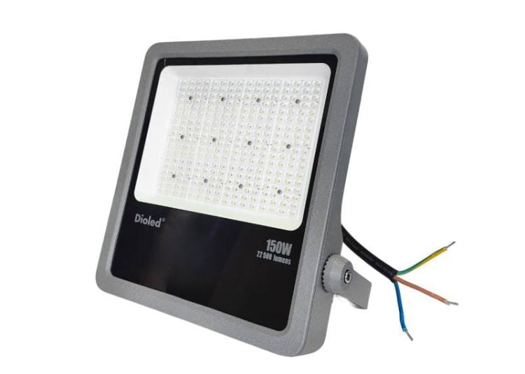 Naświetlacz-halogen-150W-22500lm-6500K-IP65.jpg