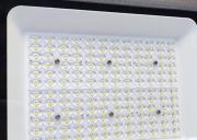 Naświetlacz-halogen-100W-15000lm-4000K-IP65-2.jpg