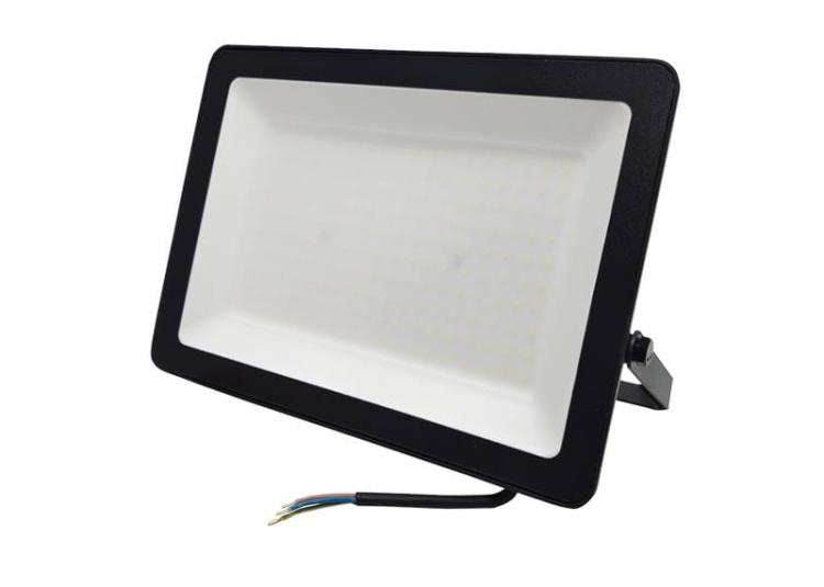 Naświetlacz-halogen-150W-13500lm-4500K-IP65-1.jpg