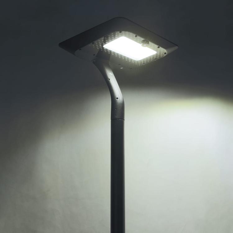 Lampa-solarna-parkowa-LED-50W-PIR-6000K-5100lm-panel-62W-LiFePO4-100Ah-IP65-1.jpg