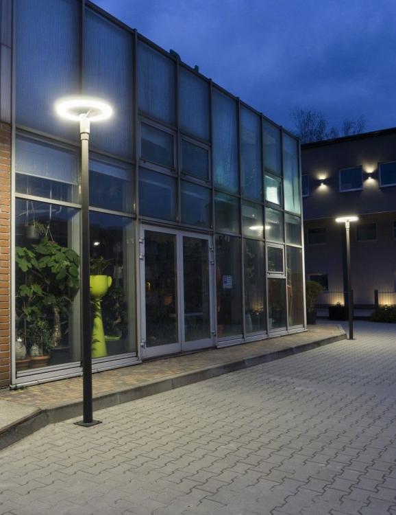 Lampa-parkowa-uliczna-SER-MAX-60W-305cm-IP65-Antracyt-4.jpg