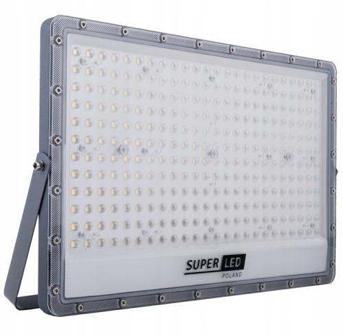 Halogen-Naswietlacz-LED-bialy-zimny-33000-lm-300-W-IP65.jpg