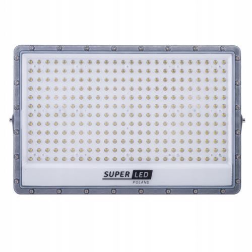 Halogen-Naswietlacz-LED-bialy-zimny-33000-lm-300-W-IP65-1.jpg