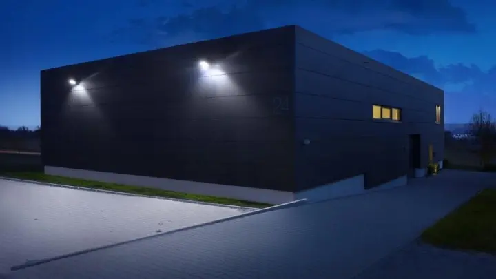 Naświetlacz-Halogen-Profesjonalny-LED-300W-33000lm-6000K-IP65.jpg