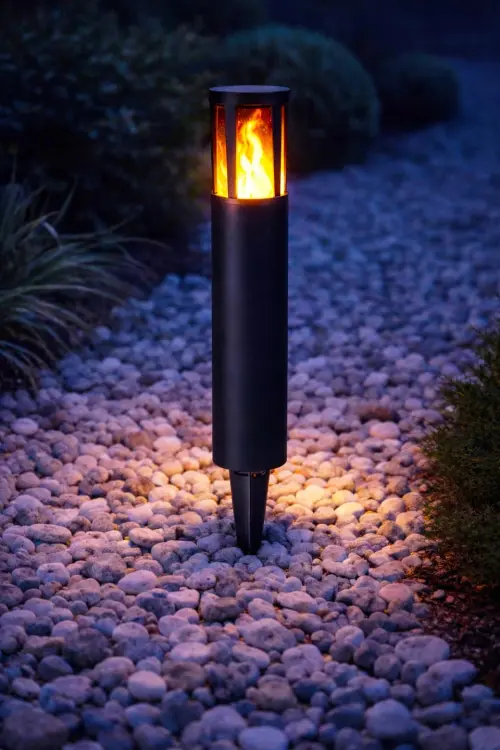 Lampa-solarna-wbijana-LED-Plomien-Premium-jak-ogrodowa-Ciepla-1800K-Zestaw-2-sztuki-IP44-5.jpg