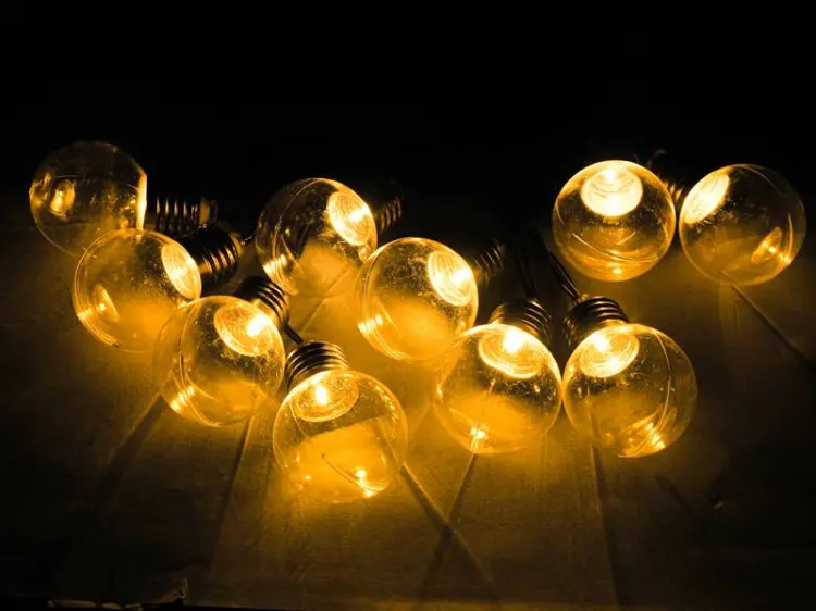 Girlanda-Solarna-Ogrodowa-Zewnetrzna-barwa-ciepła-3,5m-10x-Zarowka-LED-IP54-1.jpg
