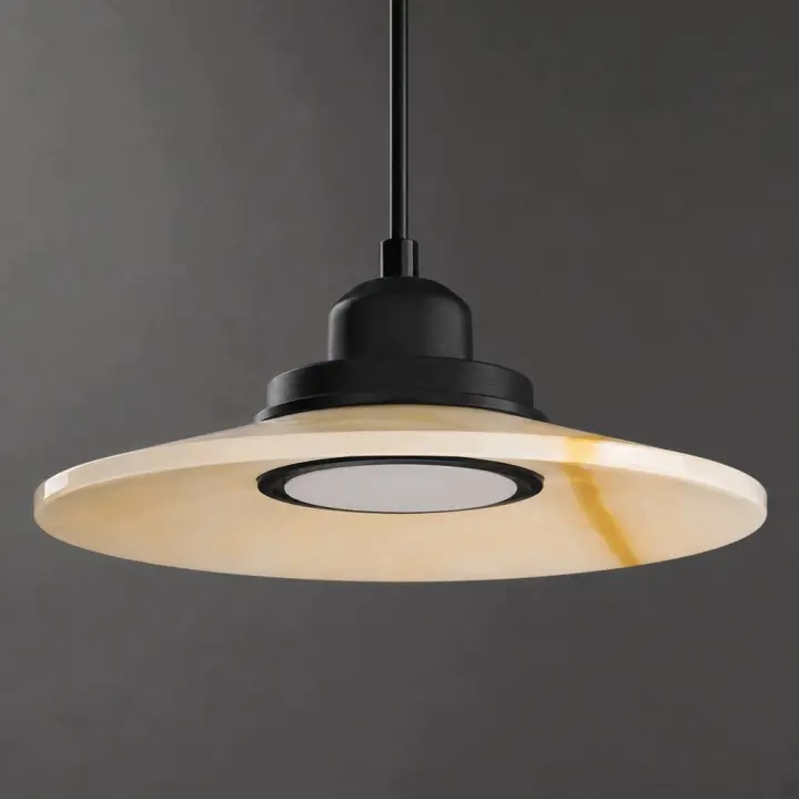 LAMPA-WISZACA-GX53-sufitowa-zyrandol-akrylowa-IP20-1.jpg