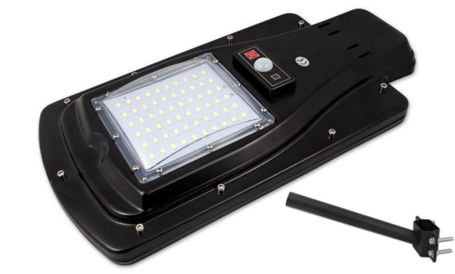 lampa solarna-uliczna-30-wat.jpg